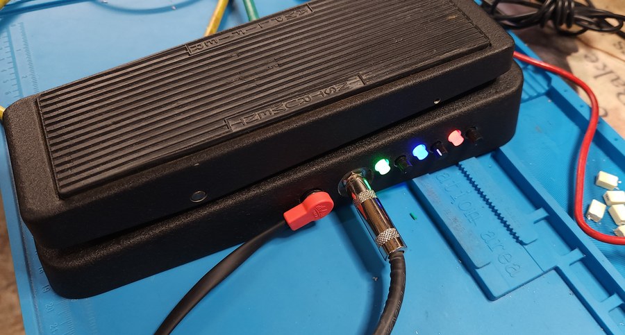 Bridge of Vibes optical chorus/vibrato pedal